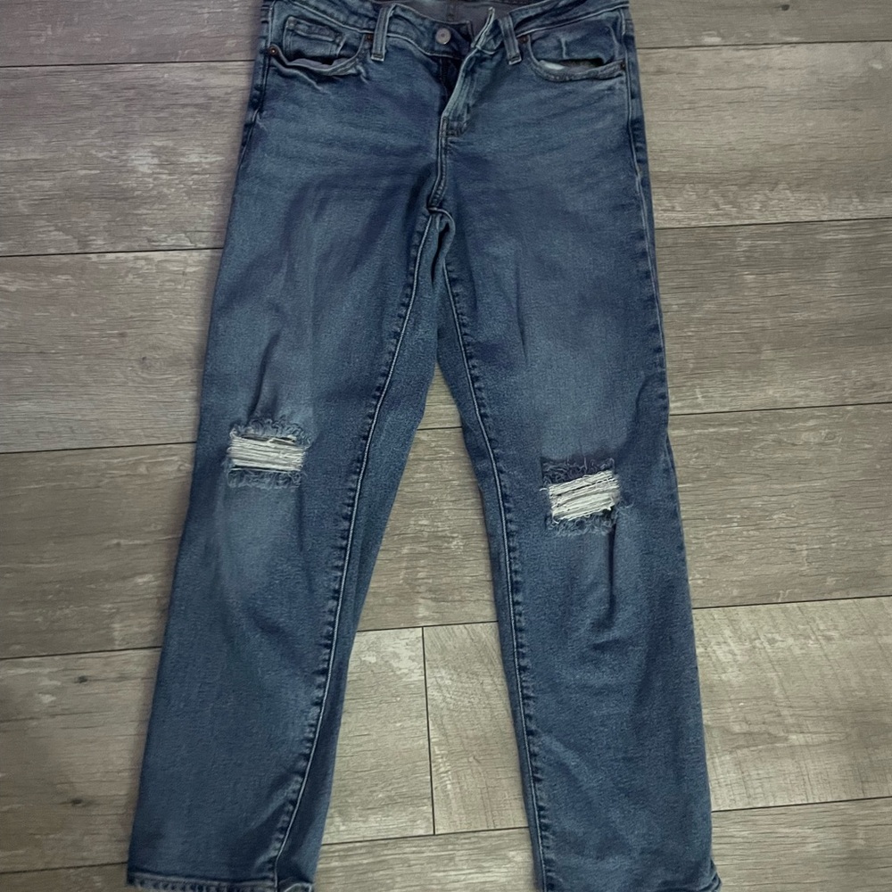 Stylish Blue Distressed Women's Jeans